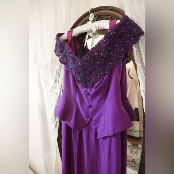 Vintage 80s Purple Sparkle Lace Peplum Dress - Picture 2 of 11